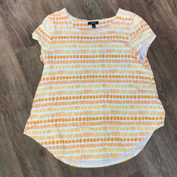 Alfani Tops - DONATING AUGUST 3RD ✨ Orange and yellow alfani top